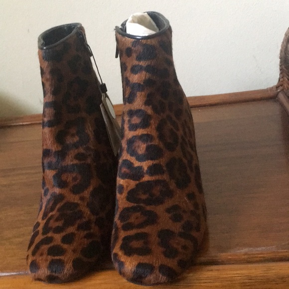 New Zara Leopard Booties - Picture 2 of 8